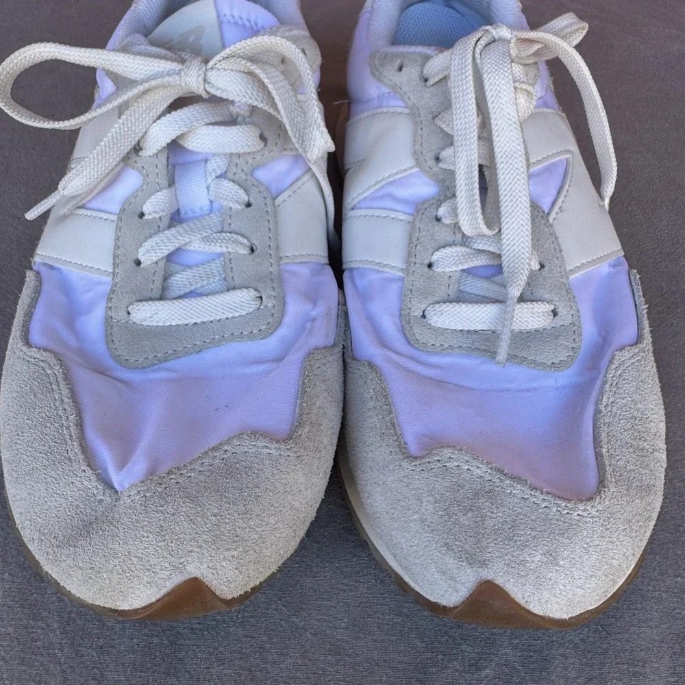 Size‎ W10/M8.5 - New Balance 237 Sneaker White And Gray Retro Classic, GUC
